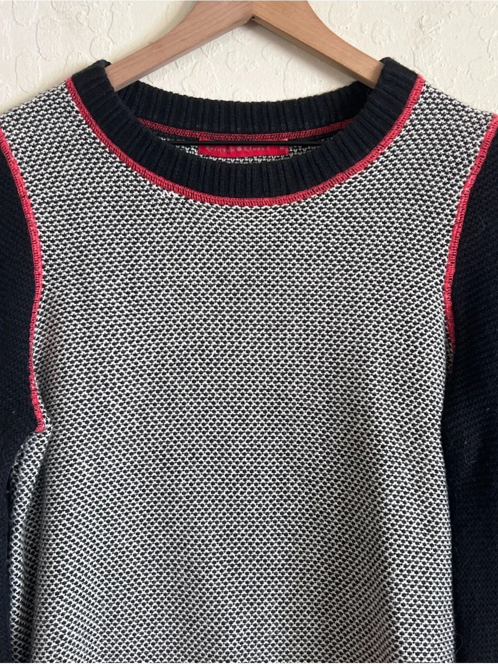 Krimson Klover Wool Nylon Boxy Crewneck Sweater Medium Black Red Textured Knit